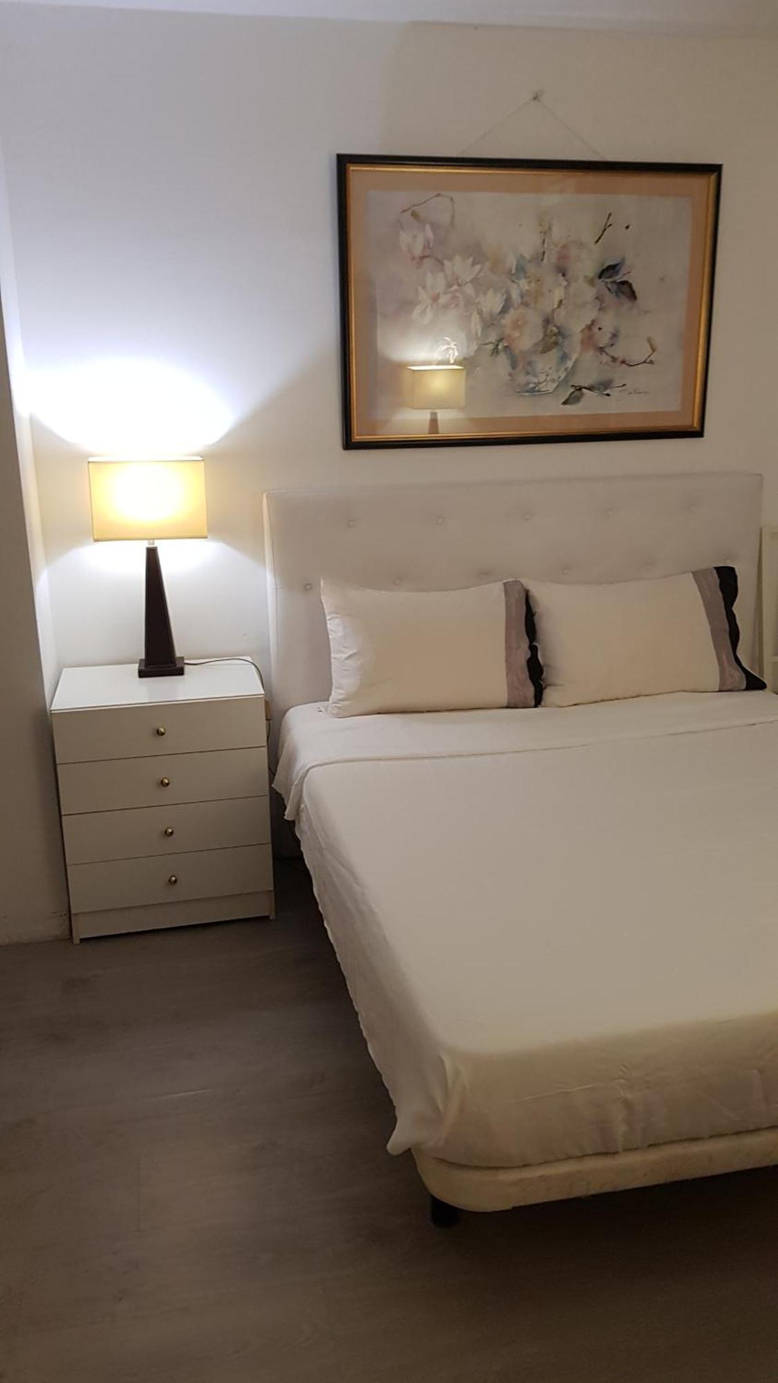 Little Peaceful Retreat Room With Bath, Heating, Terrace, Free Wifi Fridge Easy Parking Marbella Bagian luar foto
