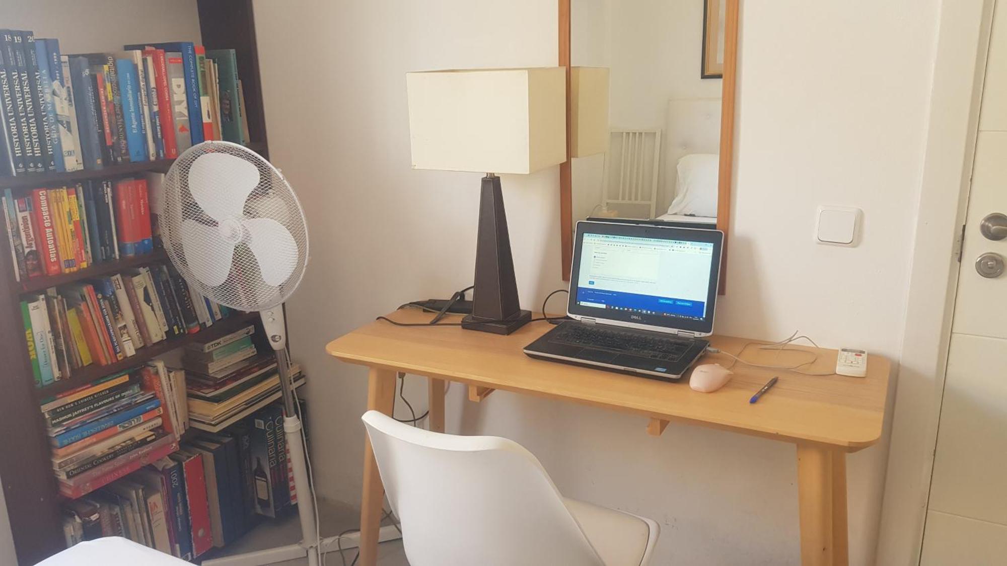 Little Peaceful Retreat Room With Bath, Heating, Terrace, Free Wifi Fridge Easy Parking Marbella Bagian luar foto