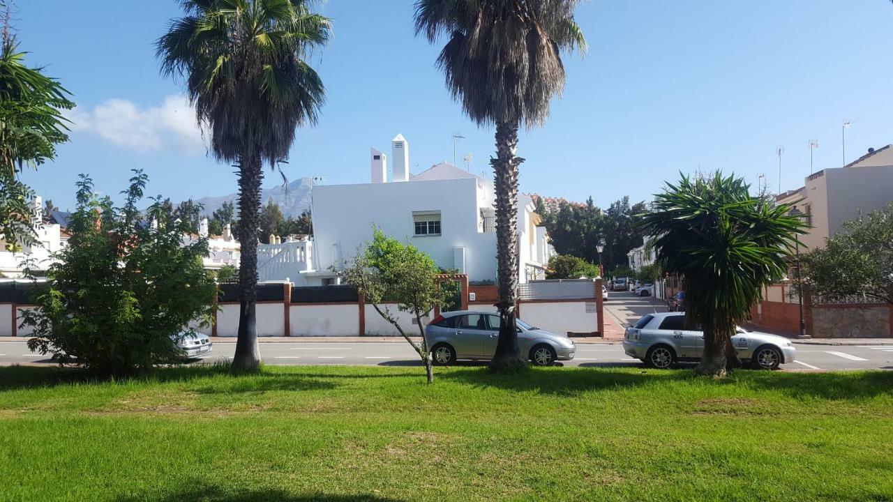 Little Peaceful Retreat Room With Bath, Heating, Terrace, Free Wifi Fridge Easy Parking Marbella Bagian luar foto